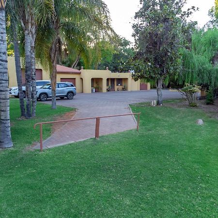 Sun River Kalahari Lodge Upington Bagian luar foto