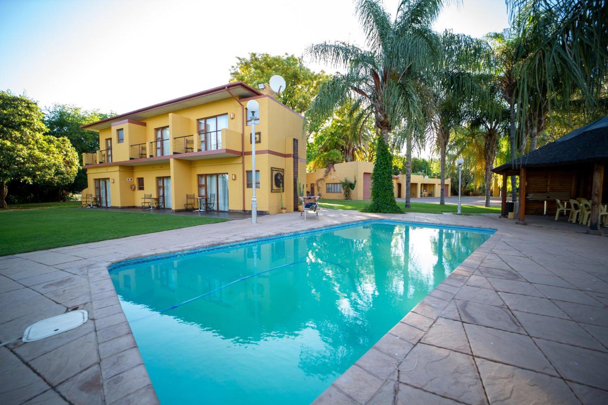 Sun River Kalahari Lodge Upington Bagian luar foto